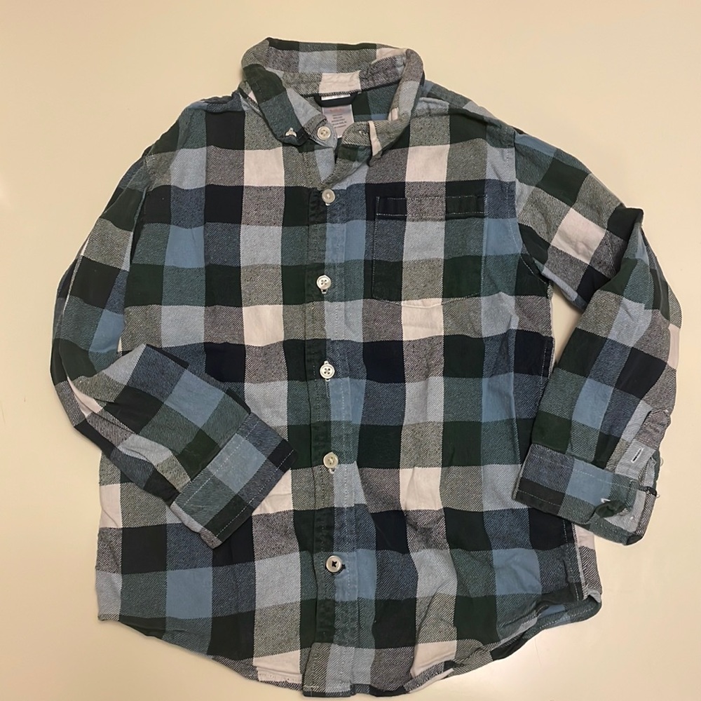 Plaid boys button down shirt size 5-6